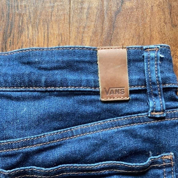 Vans denim shorts size 28 - Picture 5 of 5